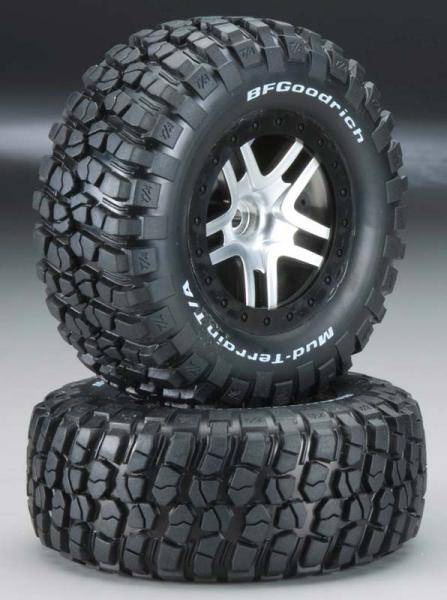 Traxxas 5877 KM2 Front Tire On SCT Split Spoke Slash 4X4 (2)